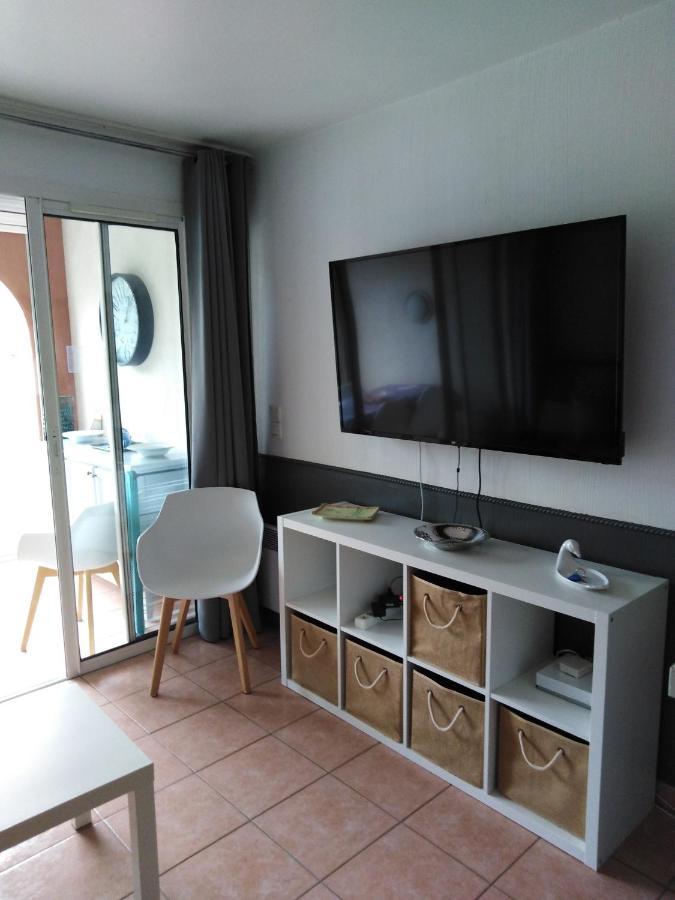 Appartement T2 Avec Piscine A 100 M De La Plage Six-Fours-les-Plages Exterior foto